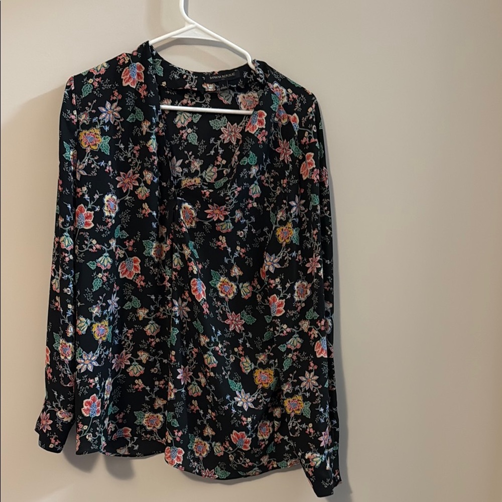 Banana Republic Factory Pink and Orange Graphic Long Sleeve Blouse